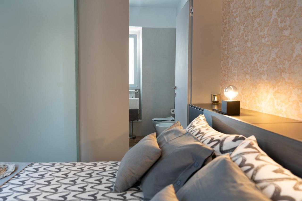 Colosseo Luxe Apartment In The Center Of Roma Eksteriør bilde