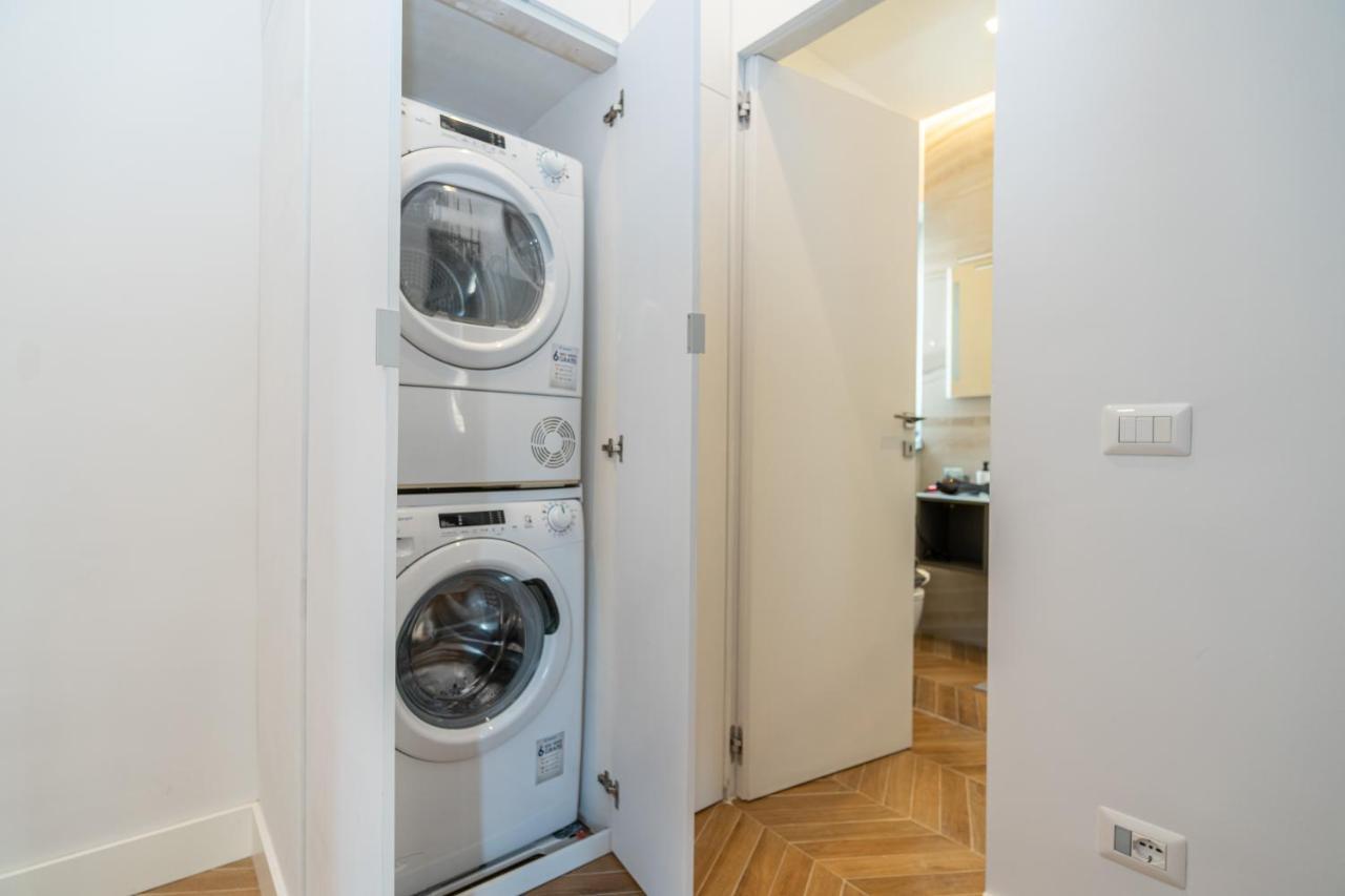 Colosseo Luxe Apartment In The Center Of Roma Eksteriør bilde