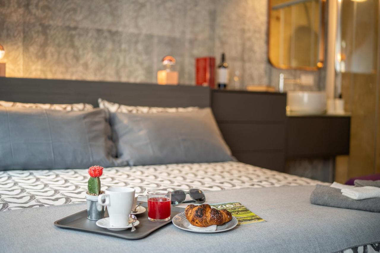 Colosseo Luxe Apartment In The Center Of Roma Eksteriør bilde