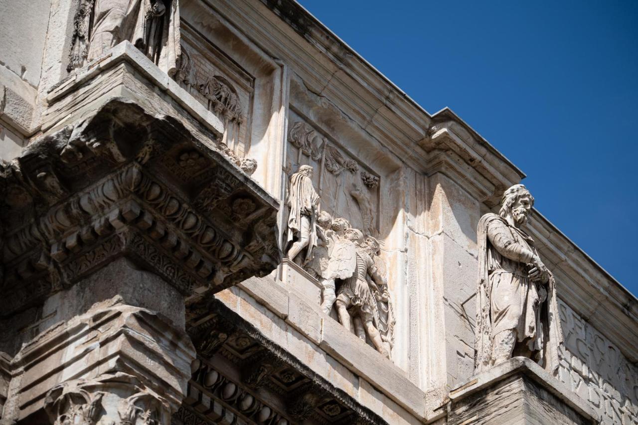 Colosseo Luxe Apartment In The Center Of Roma Eksteriør bilde