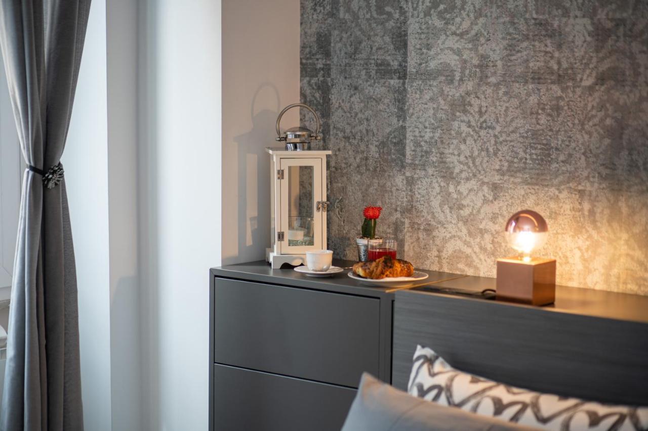 Colosseo Luxe Apartment In The Center Of Roma Eksteriør bilde