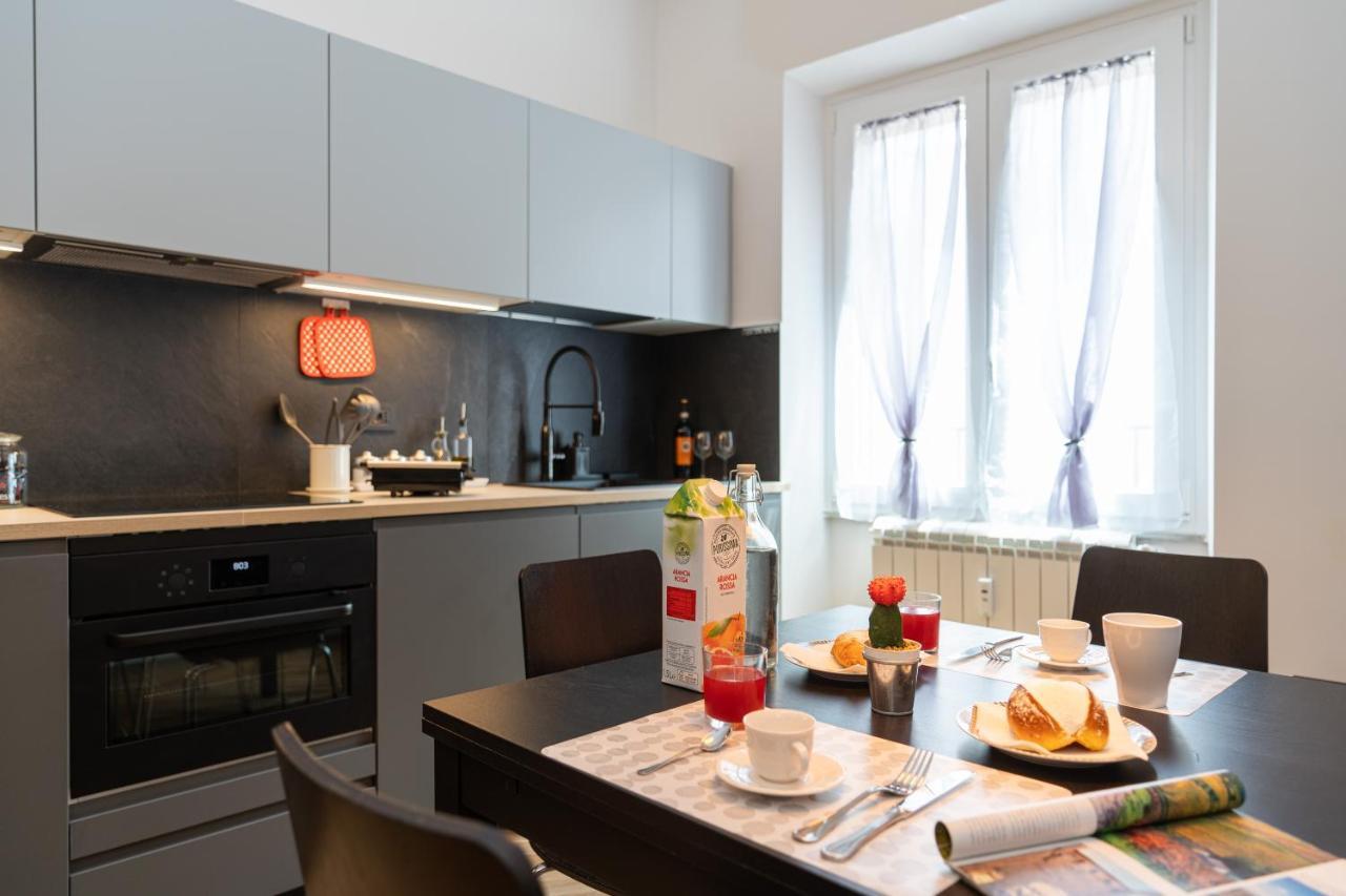 Colosseo Luxe Apartment In The Center Of Roma Eksteriør bilde