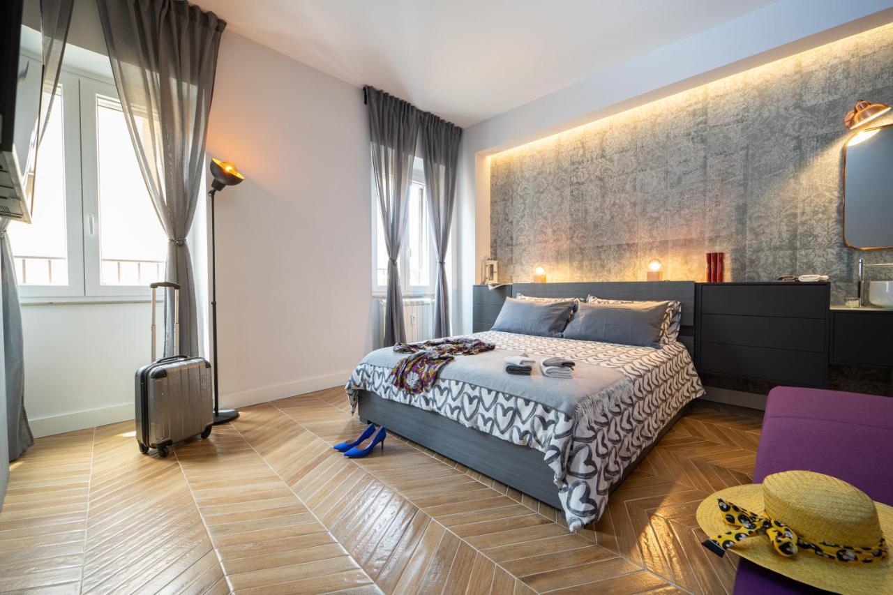 Colosseo Luxe Apartment In The Center Of Roma Eksteriør bilde